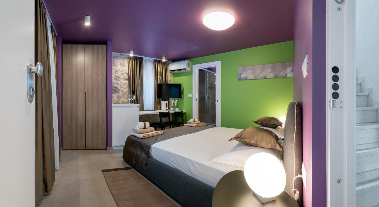 Annie'S Stone Studio & Room สปลิท ภายนอก รูปภาพ